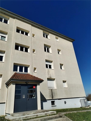 t4 à la location -   10700  ARCIS SUR AUBE, surface 70 m2 location t4 - UBI472063391